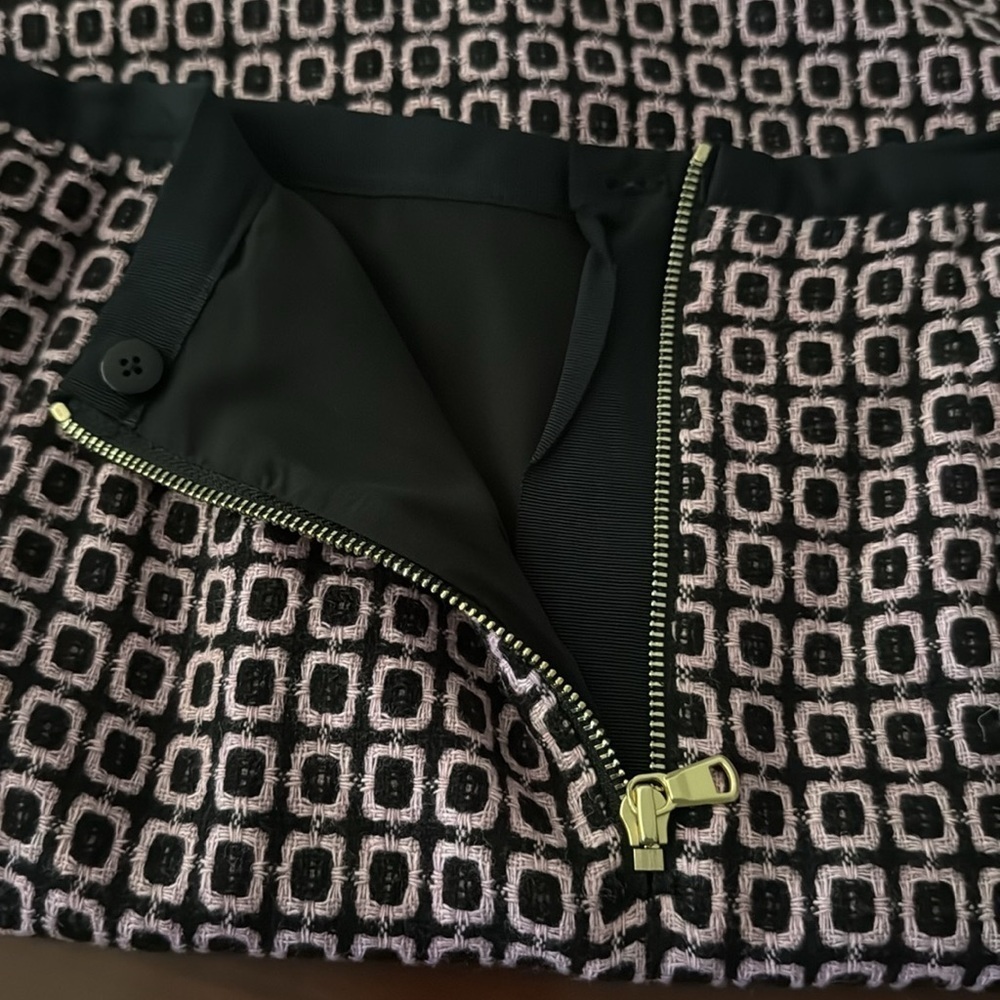 Talbot's Wool Blend Pencil Skirt Geometric Pattern Knee Length Women’s Size 10 - Picture 3 of 10